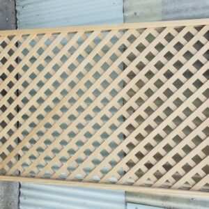 Framed Diagonal Trellis 52172 Framed Diagonal Trellis 52172