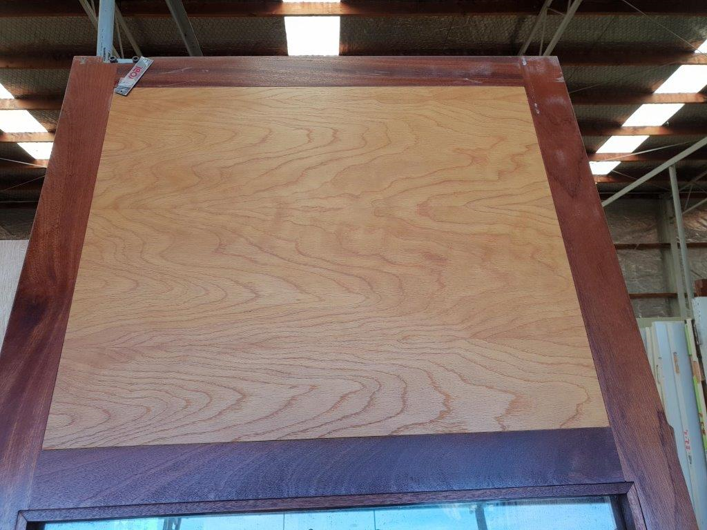 Top Oak Panel close up 44242 Top Oak Panel close up 44242