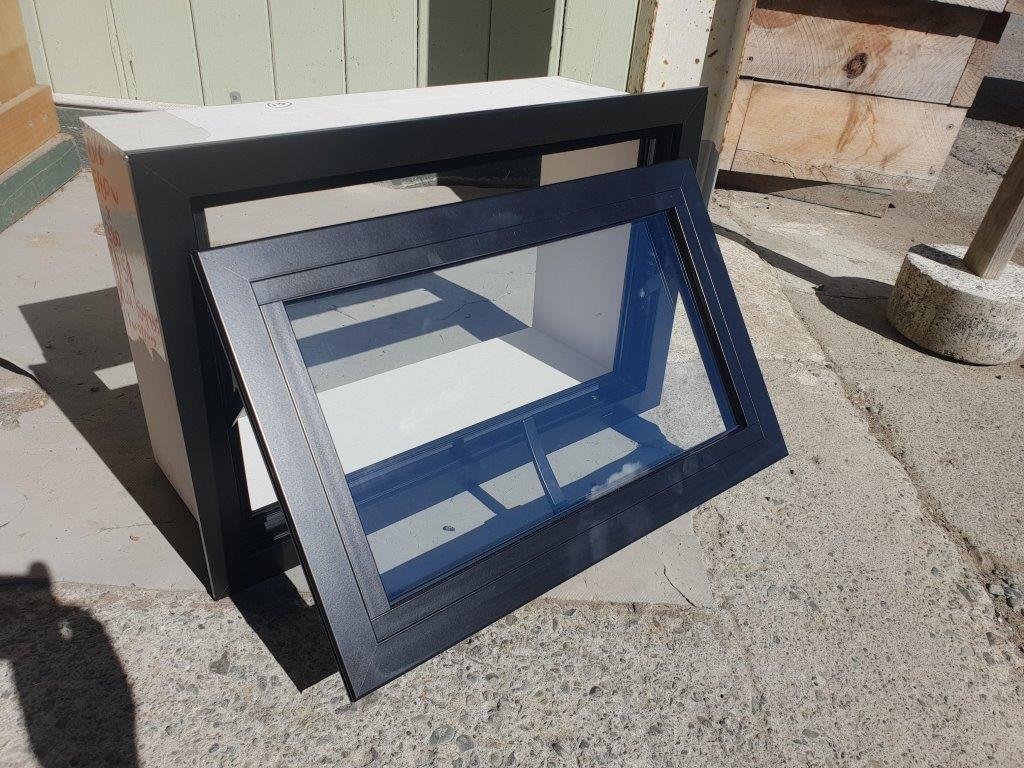 20190911-84935_new_ebony_dg_window_2_ext_opened_002_.png Double Glazed 580w x 380h Ebony Aluminium Window NEW - Image 3