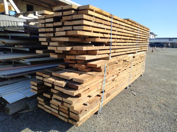 43521-Rimu 200×50 variety of lengths