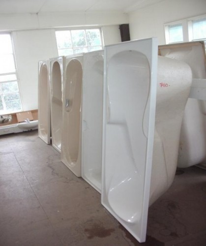 bath_1_1.jpg Bathtub - Image 2