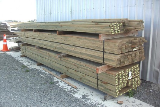 merchant-grade-h3-pine-decking-90x32mm-stock.jpg Pine Decking New Merchant Grade H3.2 90 x 30mm - Image 4