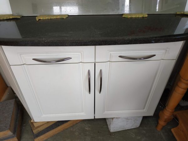 89161 Kitchen Unit Black Granite Top