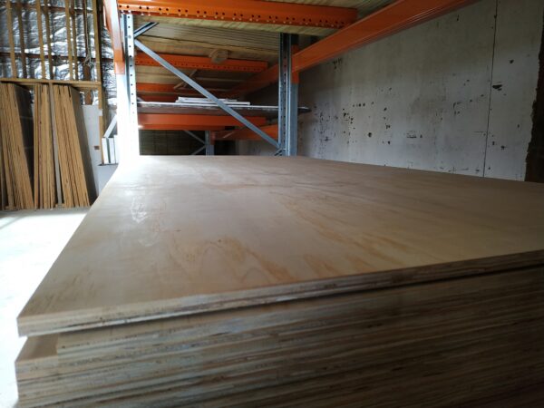 90890-Plywood Untreated 12mm