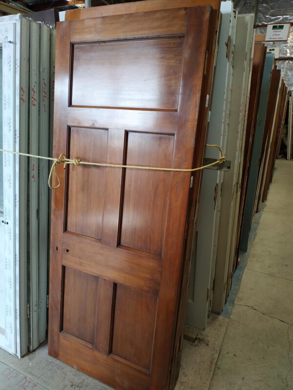 90706 Kauri Internal 5 Panel Door
