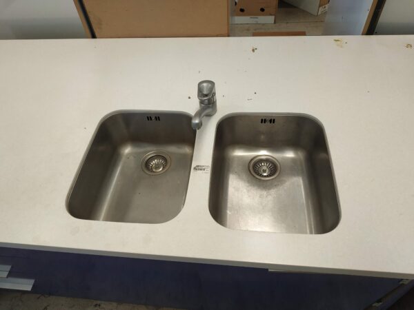 89839 Blue Kitchen Sinks