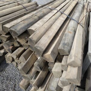 NEW Pine Quarter Round Post 90mm Diameter H4 2400mm Long