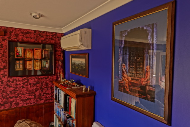 Living room makeover - Blue wall