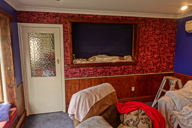 Living room makeover - Wallpapered wall