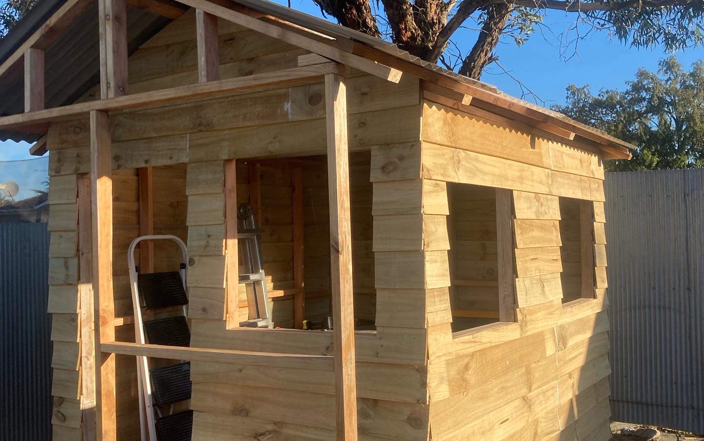 DIY Playhouse - Cladding and roofing