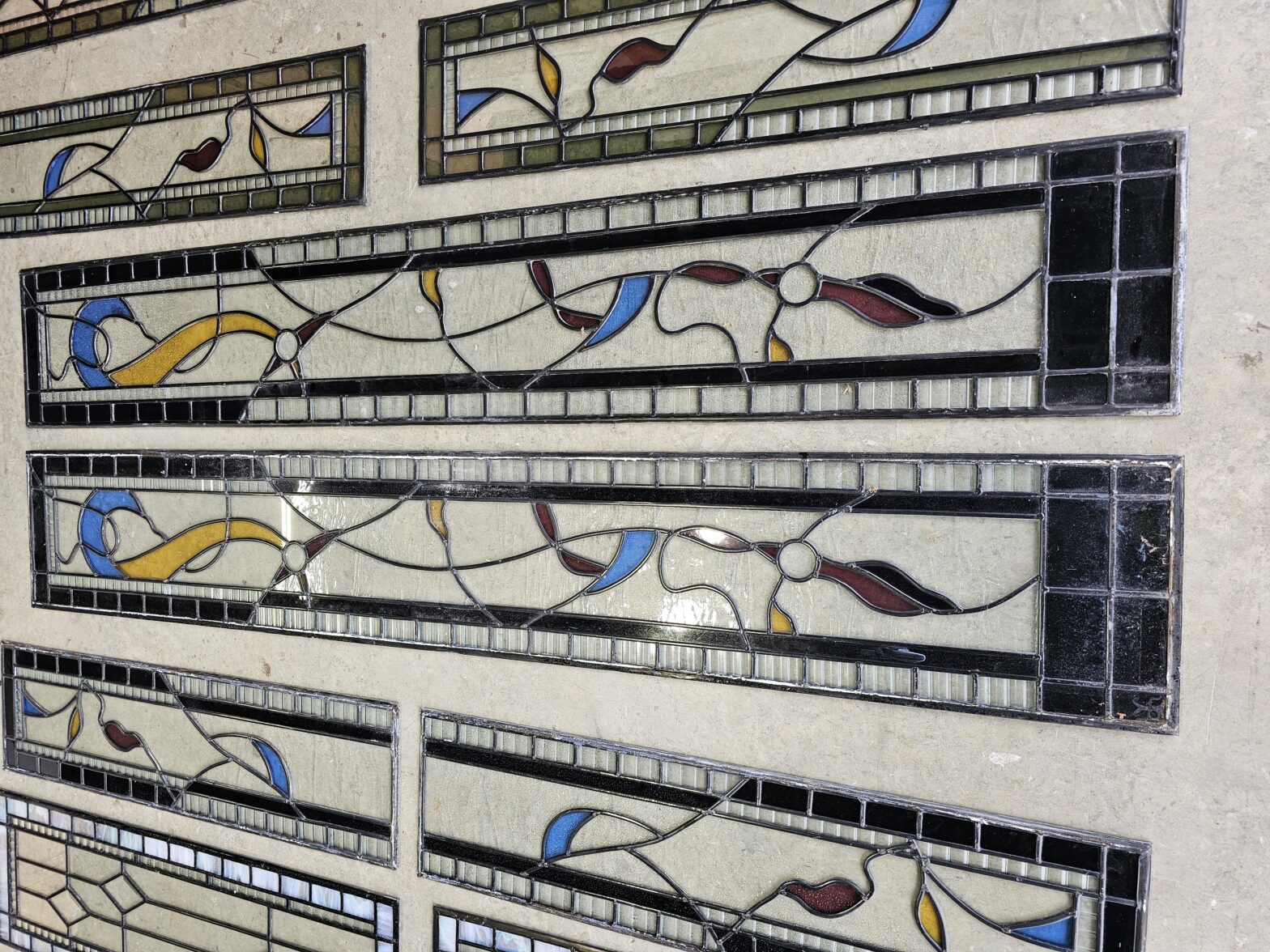 Leadlight Glass Insert (Colour + Pattern) | Musgroves Ltd