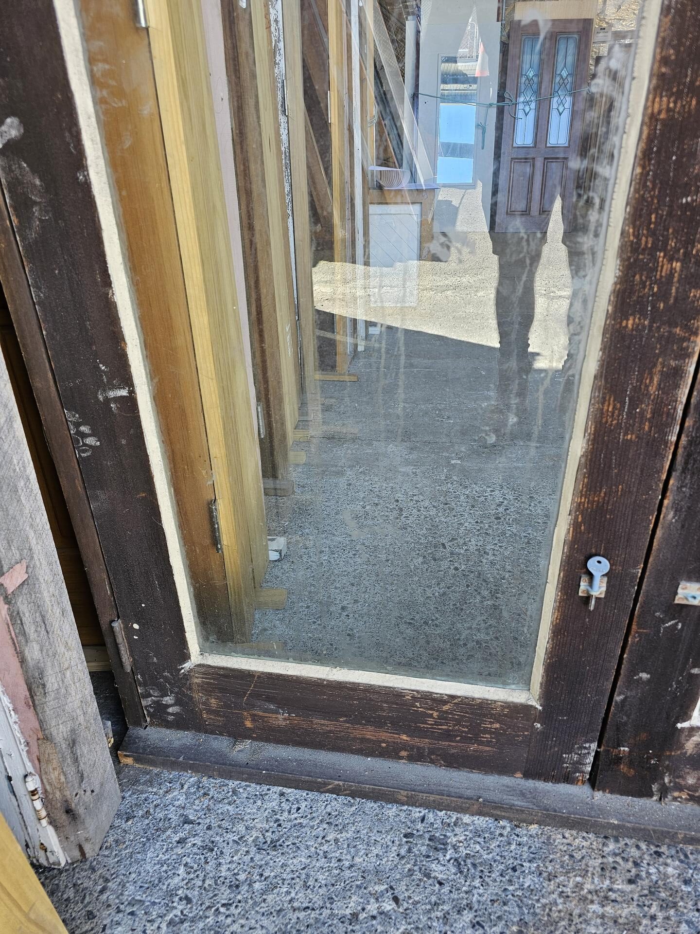 French Door 1550×2050 – 902420 (4) Ext Cedar 1 Pane Safety Glass French Door 1550x2050mm - Image 3