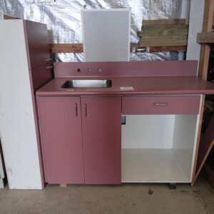 mauve kitchenette Mauve Kitchenette with Mauve Top